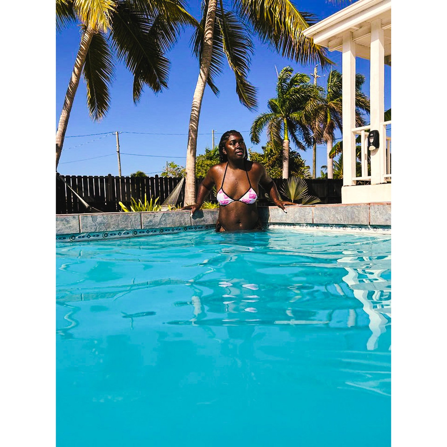 Girls Love Unu 2.0 Swimsuit - Women's